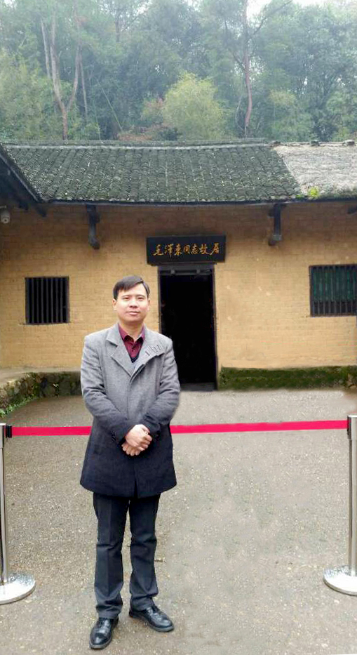 优秀校友——肖利